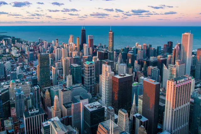 Aerial view of the downtown Chicago skyline